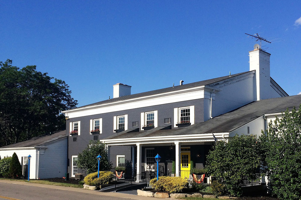 The Aurora Inn Hotel&Event Center Buitenkant foto